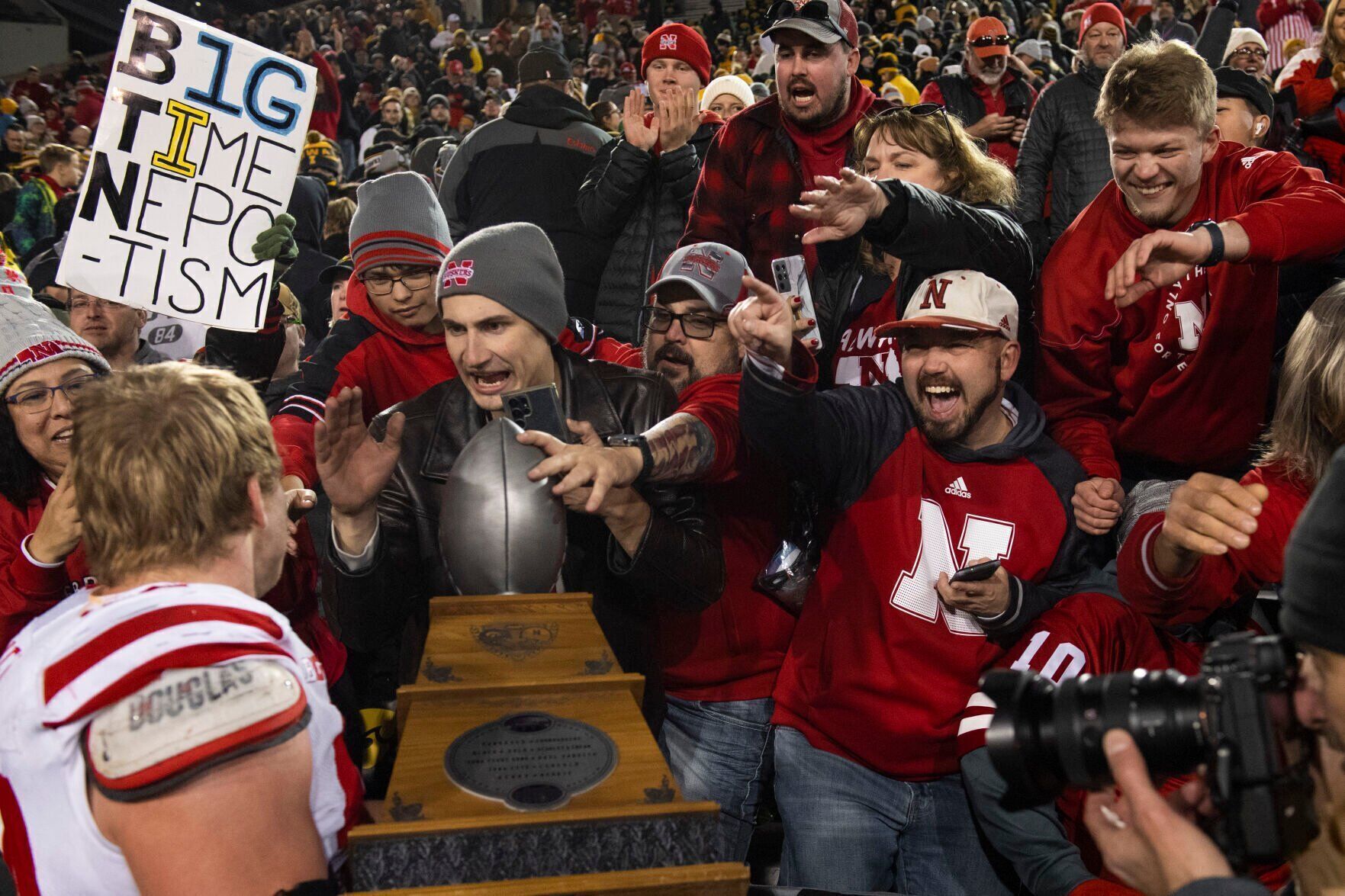 Nebraska vs Iowa, 11.25